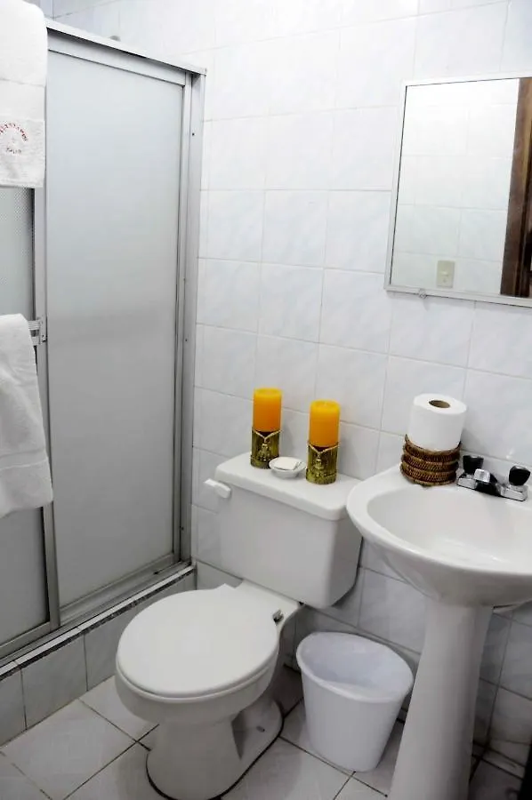 Hotel Margarita 2 Quito