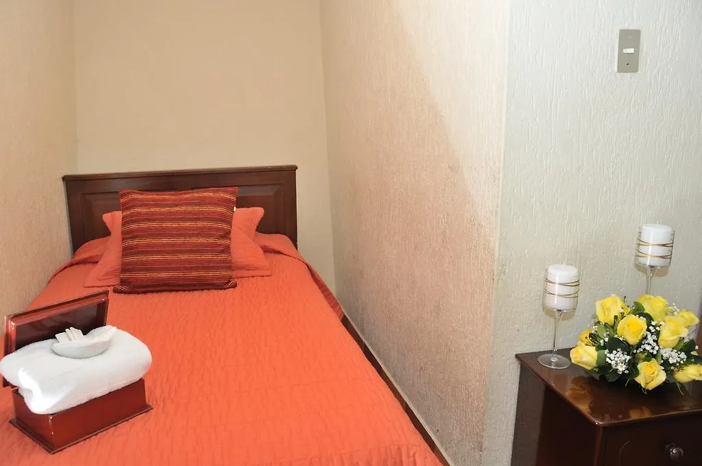Hotel Margarita 2 Quito